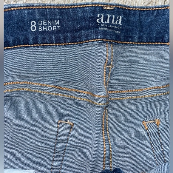 a.n.a Women's Blue Denim Shorts - Picture 3 of 4